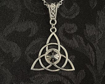 Hematite Gray Engagement Irish Celtic Trinity Knot Triquetra Antiqued Silver Unity Pagan Triple Goddess Knotwork Necklace Choker Pendant