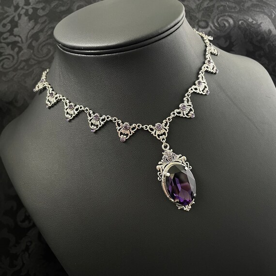 VIGOAT Gothic Vampire Necklace Collar - Purple Leather Statement Choker Jewelry