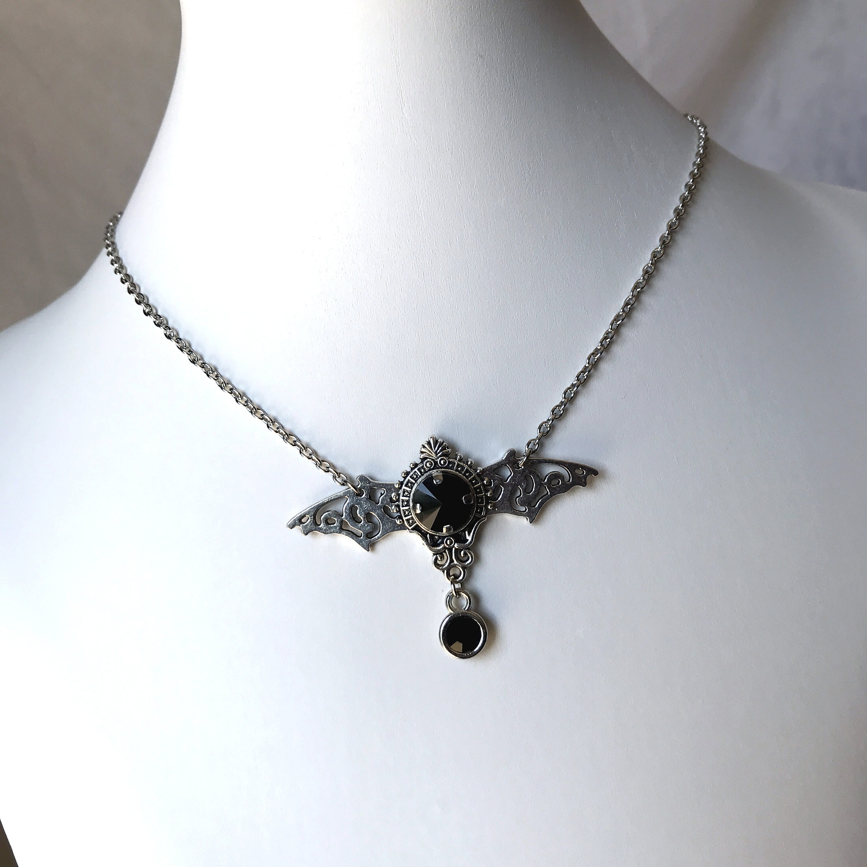 Jet Black Onyx Crystals Vampire Queen Bat Gothic Victorian Bridal ...