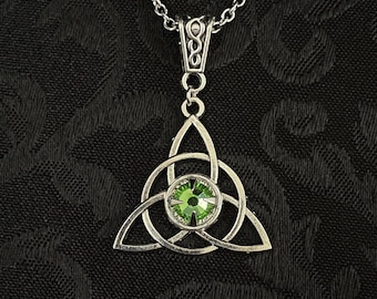 Peridot Green Engagement Irish Celtic Trinity Knot Triquetra Antiqued Silver Unity Pagan Triple Goddess Knotwork Necklace Choker Pendant