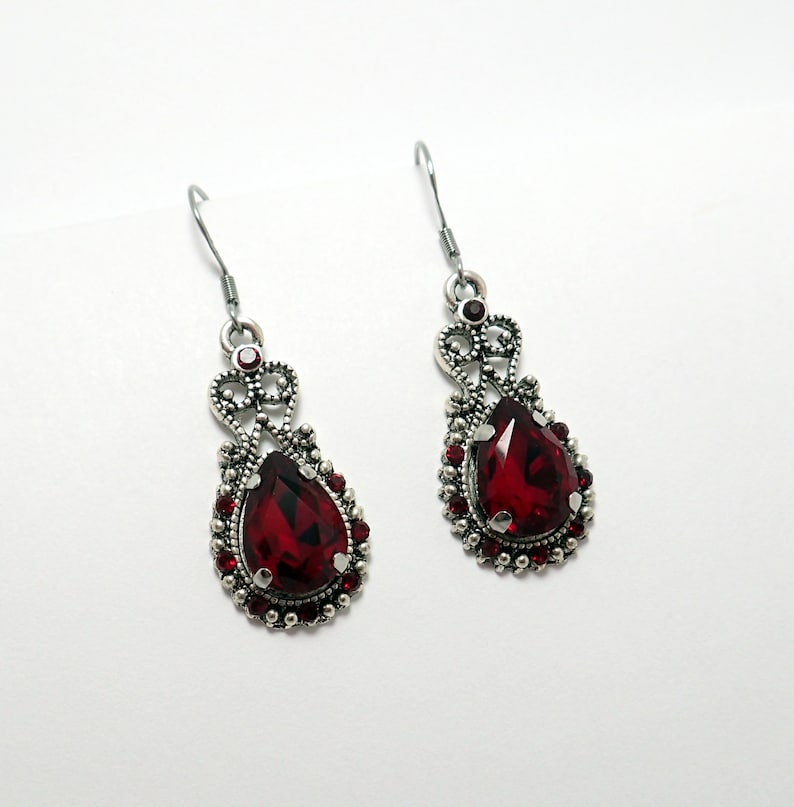 Dark Ruby Red/garnet Filigree Flapper 1920's Style Antique Silver ...
