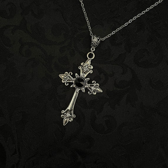 Jet Black Onyx Antiqued Silver Cross Crucifix Gothic Victorian Vampire Goth  Necklace Choker Pendant - Main Image
