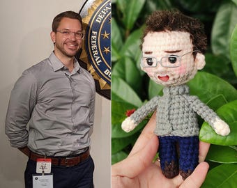 Custom Crochet Doll, Custom Portrait Doll, Mini Me Doll, Look alike Doll, Memorial Gift, Custom Plush Doll, Christmas Gifts, Coworker Gifts