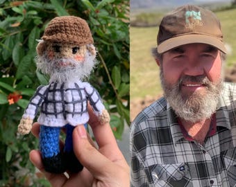 Custom Crochet Doll, Family Loss Portrait, Similar Doll, Remembrance Gifts, Loss of Dad, Custom Stuffed Doll, Memorial Gift, Christmas Gifts