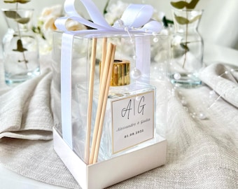 Personalized Reed Diffuser Wedding Favor | Bridal Shower, Engagement, Party Guest Souvenir | Baby Shower Favor