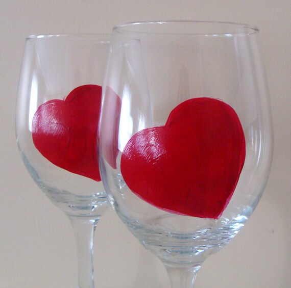 Items similar to Heart Wine Glasses,romantic,wedding gift,couples