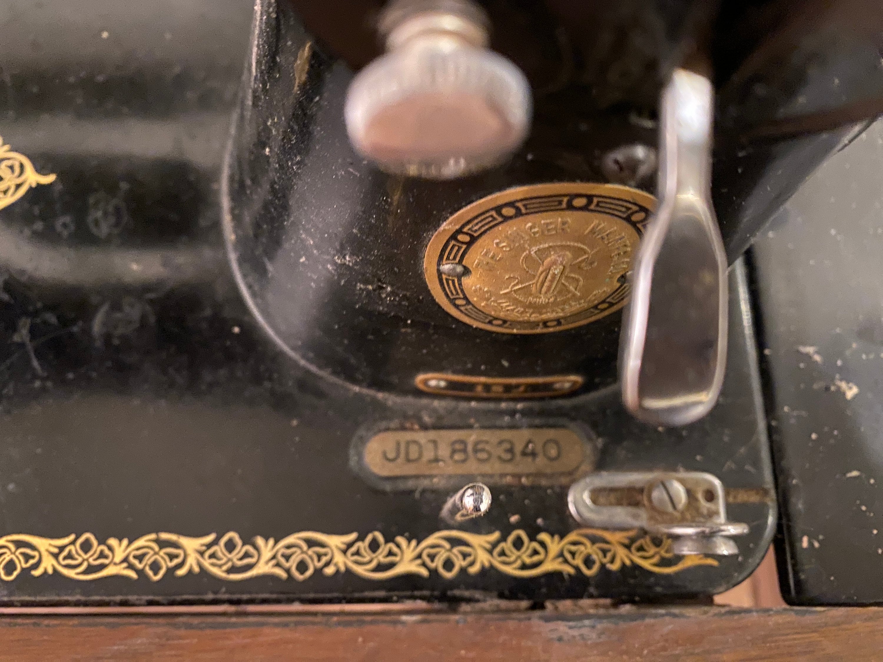 Singer 15 90 sewing machine