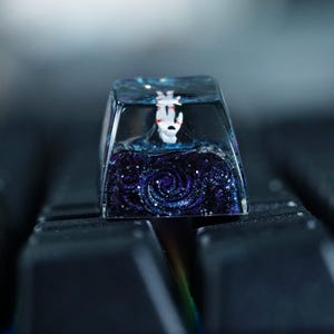 Handmade Astronaut Resin Keycap Set for Mechanical Keyboards, Galaxy ...