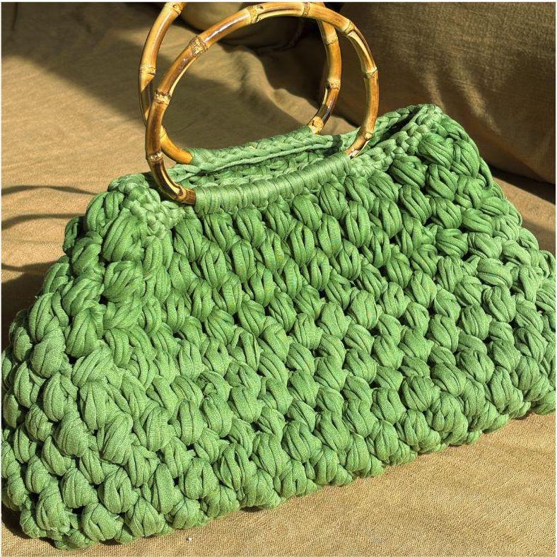Crochet Bag Pattern Tote – T-shirt Yarn & Bamboo Handles (PDF