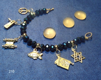 Jewish Purim and Passover Bracelet, Star of David Jewelry, 7 Jewish Charm Bracelet, Gifts for Jewish Women