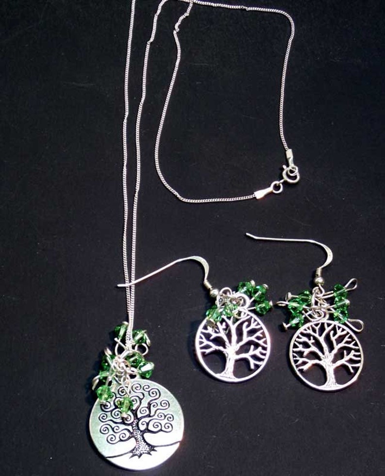 Crystal Tree of Life Earrings, Birthstone Jewelry, Birthday Gifts, August Birthdays Peridot Bicone Crystals Sterling Silver afbeelding 2