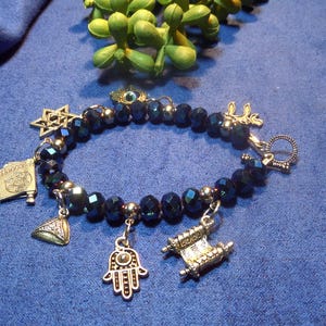 Passover Blue Beaded Jewish Charm Bracelet with Hagaddah Charms Star of David Modern Judaica Jewelry 161 MetBlue7.75
