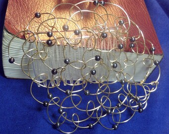 Womans Wire Kippah Jewish Women,  Bat Mitzvah Synagogue Hat, Best Selling kippah Colors - Gold Wire Black Pearl
