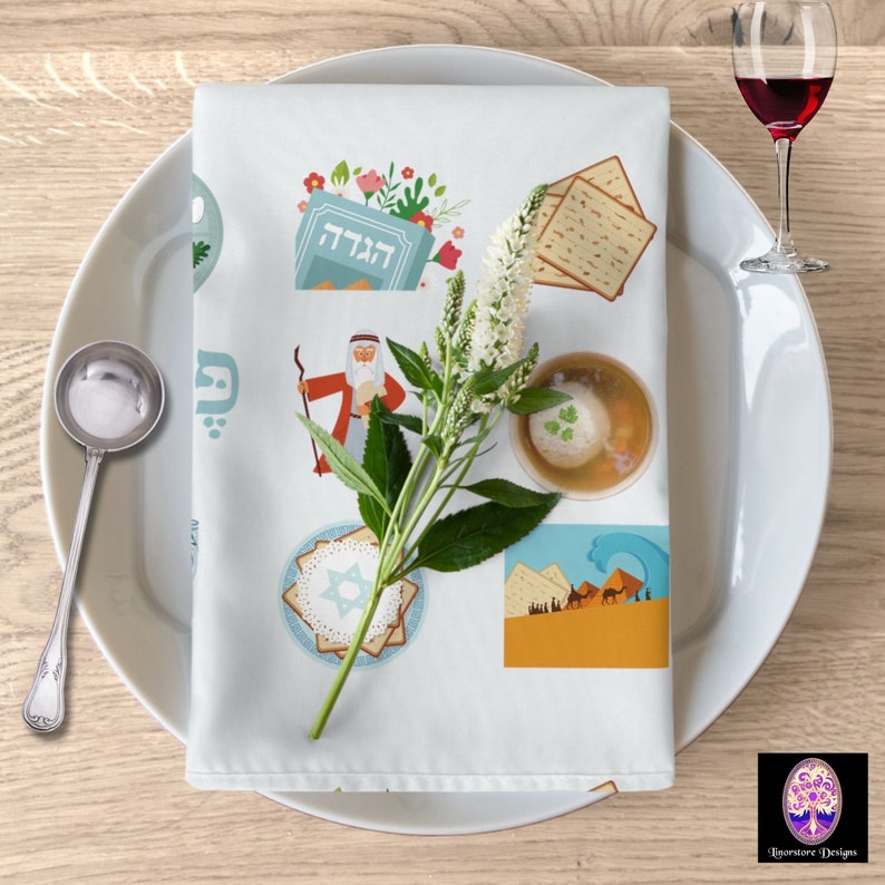 Passover Symbols Napkins, Passover Décor, Happy Passover Cloth Dinner Napkins, Passover Seder Gifts, Housewarming Gifts, Newlywed Gifts image 1