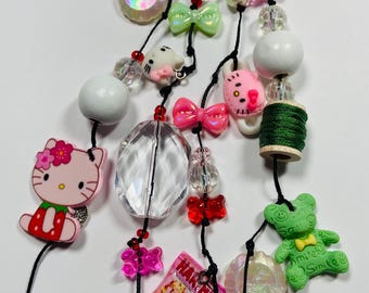 Cuaderno de notas con cuentas colgantes y dijes para diario basura hechos a mano