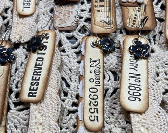 Juego de diez colgantes para diario hechos a mano