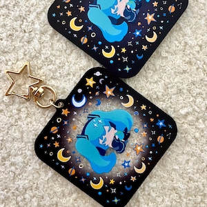 Llavero acrílico de Hatsune Miku Earth & Space: Merchandising de Vocaloid con relieve UV