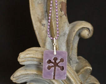 Lavender Purple Flower Carved Glass Pendant - FREE SHIPPING!