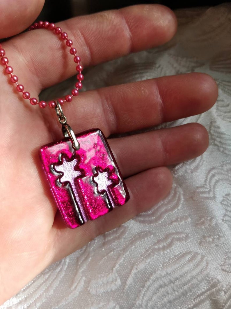 Fabulous Flowers Pink Carved Dichroic Glass Pendant FREE SHIPPING image 3