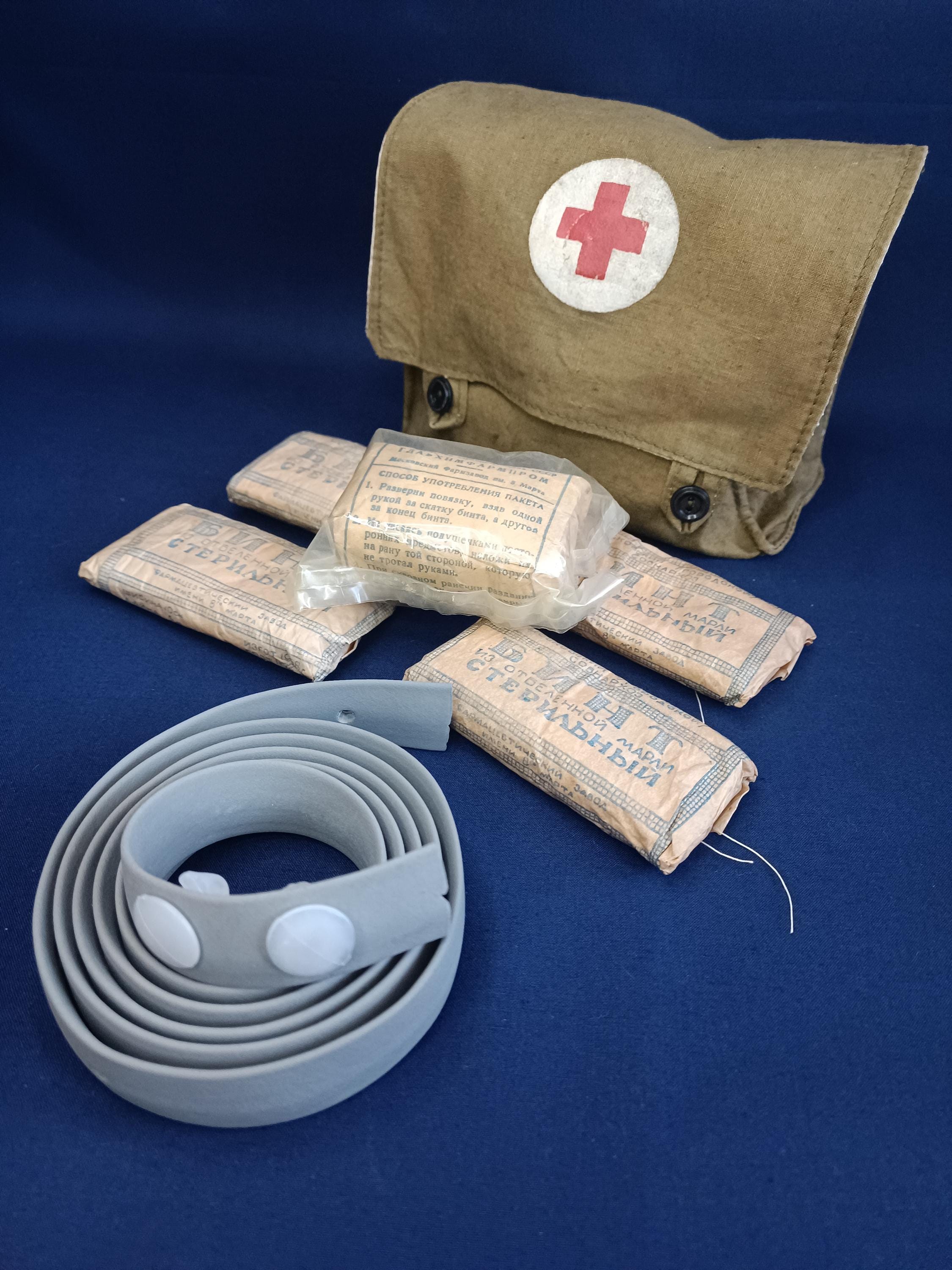 Wwii first aid kit - Etsy 日本