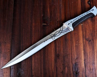 Dune Paul Atreides Crysknife: Carbon Steel Replica Knife with Leather Sheath