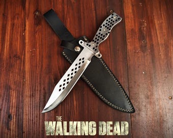 Réplica del cuchillo de diamante TWD Daryl Dixon: hoja de acero inoxidable, funda de cuero
