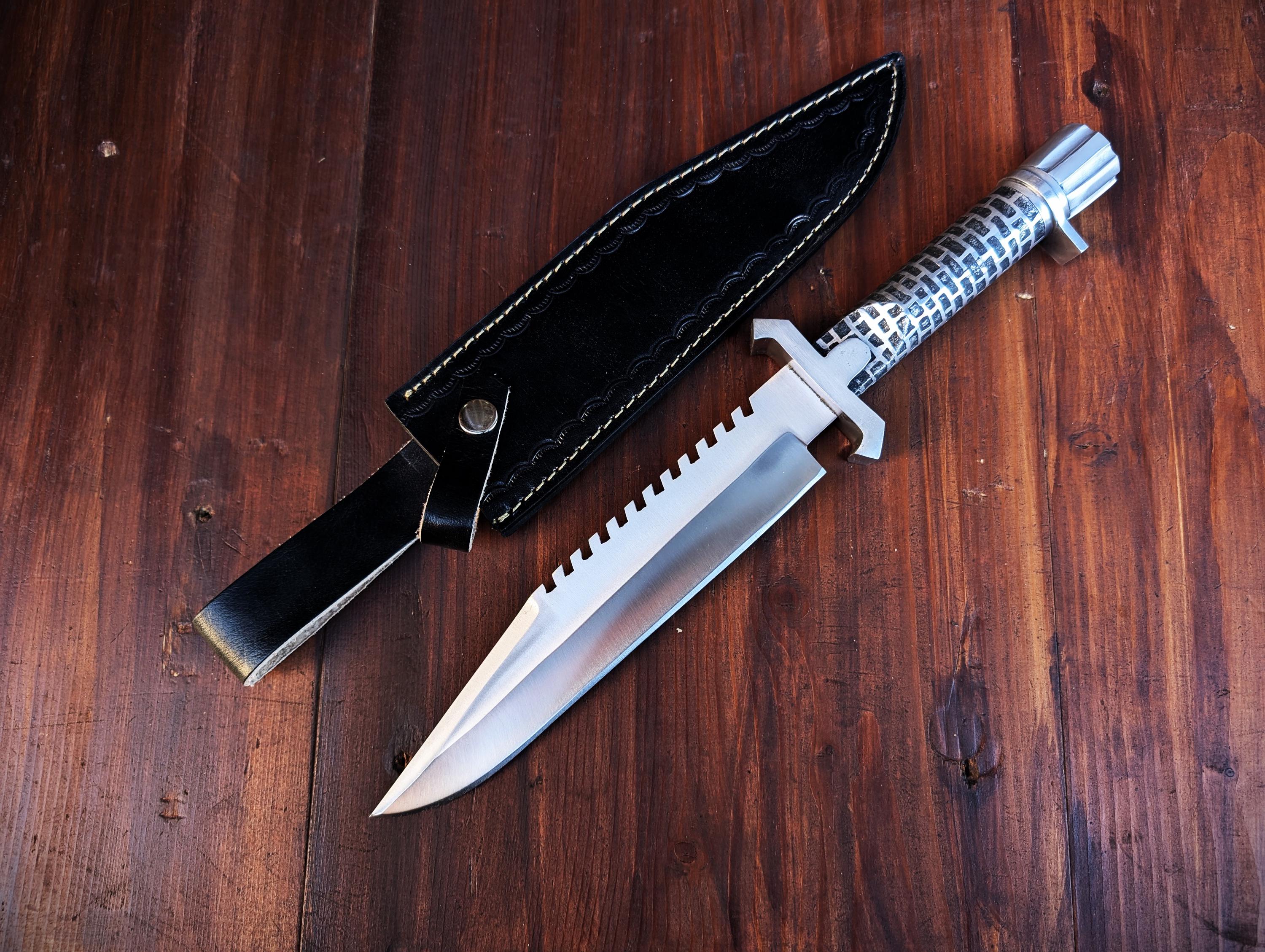 手作りD2スチール製バイオハザードナイフ：クリス・レッドフィールド