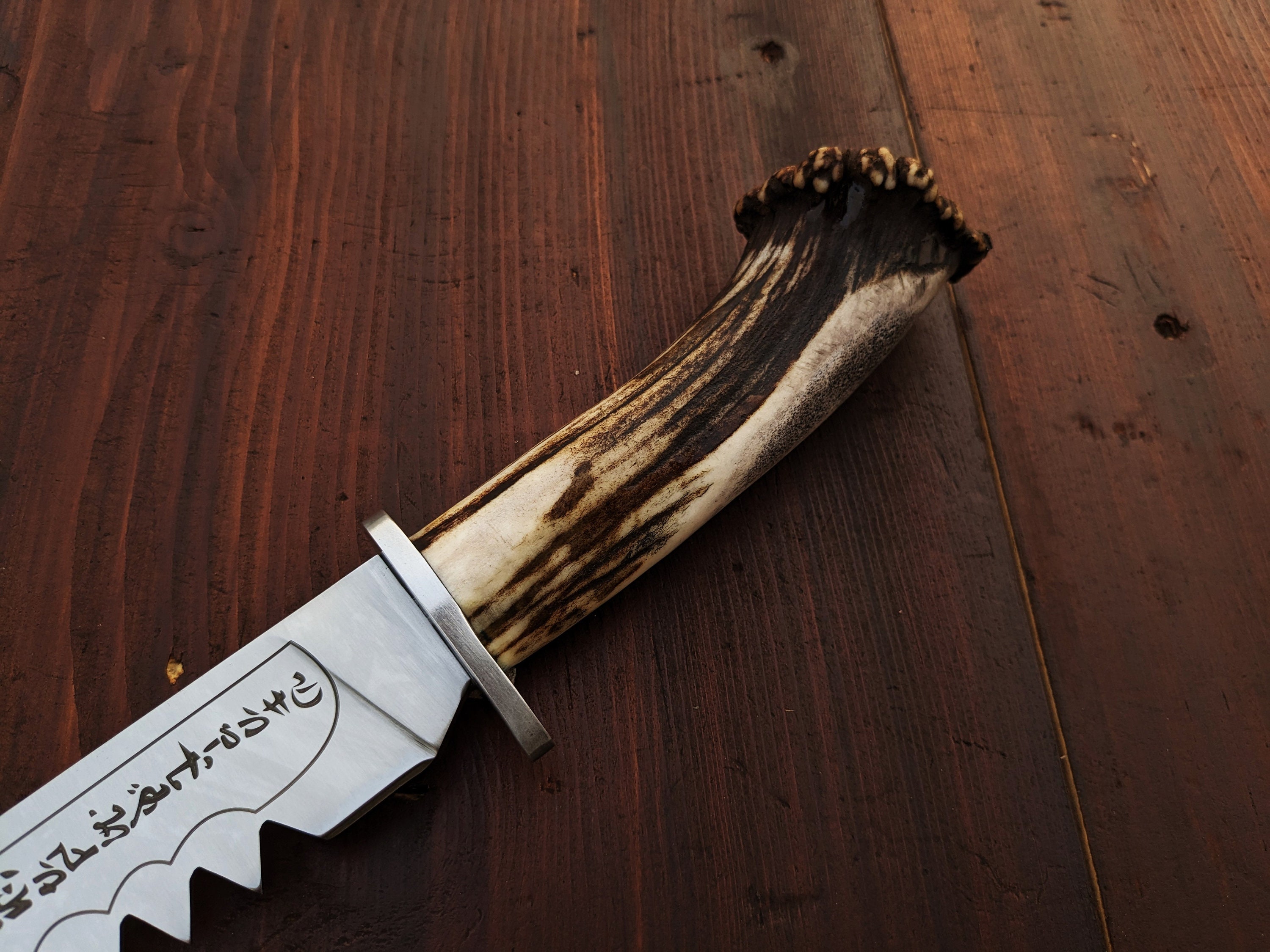 スーパーナチュラル ルビーのナイフのレプリカ：鹿の角のハンドル、革