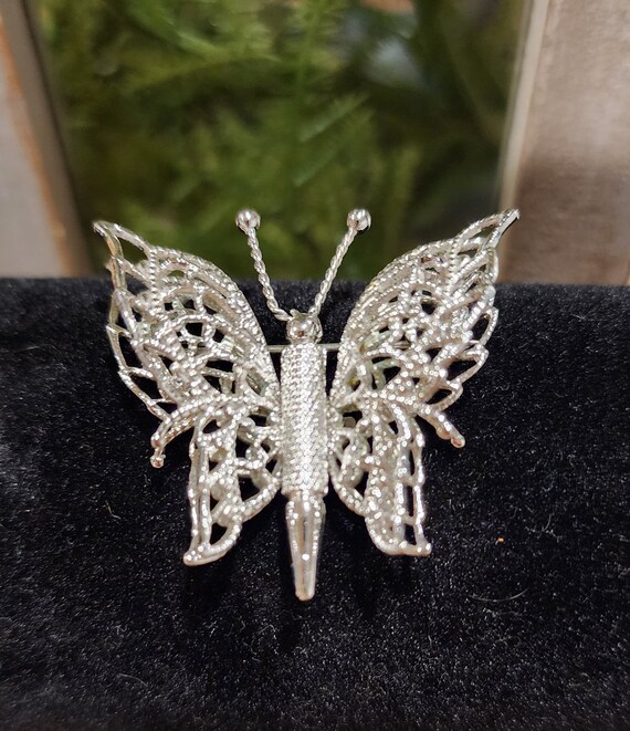 Vintage silvertone filigree butterfly brooch Monet