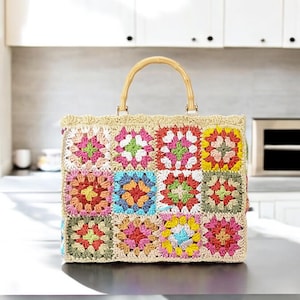 Borsa a mano in paglia quadrata Chic Boho Grandma / Borsa da spiaggia estiva fatta a mano con manico in bambù ecologico / Grande borsa casual per donna
