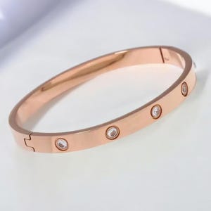 Elegante gouden roestvrijstalen damesarmband | Koppelarmband met zirkonia | Mode-sieraden Cadeau voor hem en haar