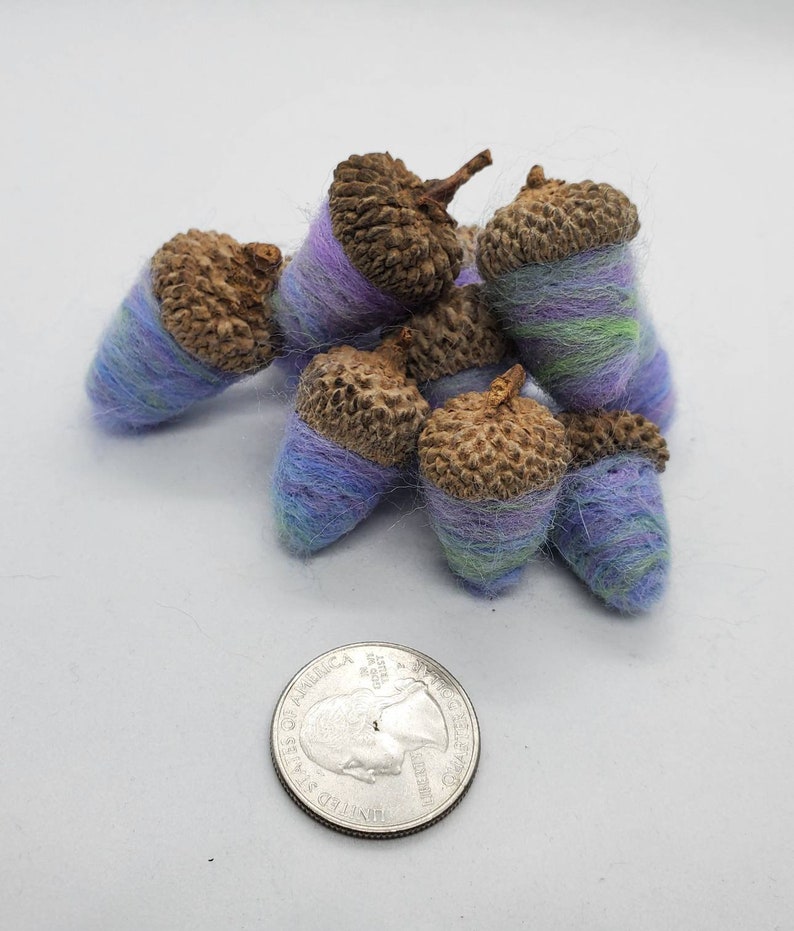 Rustic Needle Felted Acorns, Mermaid hair, Felt Decorations, Bowl Fillers, Vase Fillers, Primitive Decor, Home Decor image 5