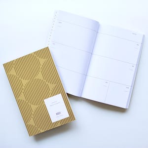 Undatierter Wochenplaner Senfplaner Wochenansicht 2025 Planer Akademischer Planer Mit Viel Platz Moderner Minimalplaner Wochenkalender