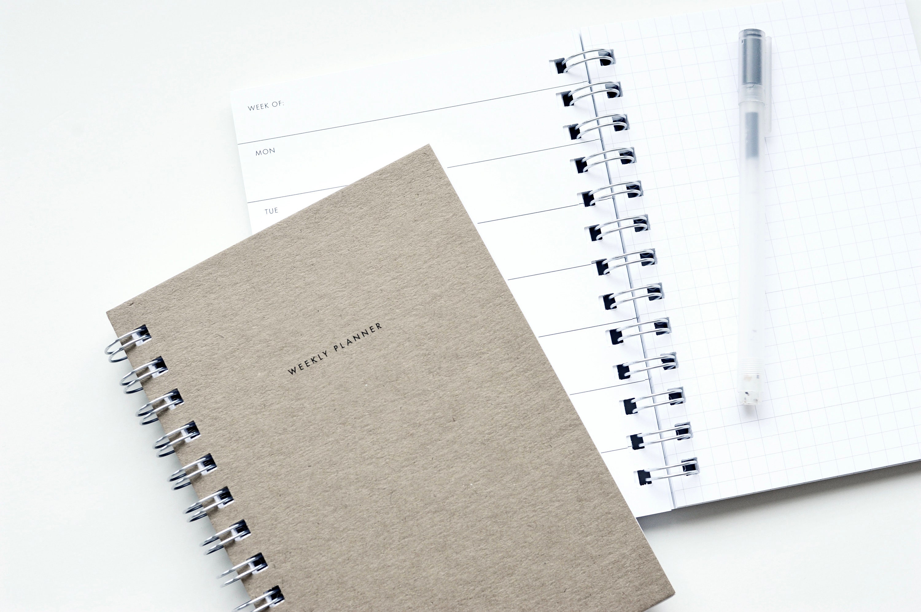 Spiral Planner Kraft Weekly Monthly Planner 12 Months Undated Kraft Planner Simple Weekly Planner Minimal Calendar Academic Planner Modern