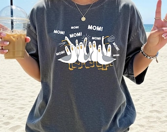 Seagulls Mom Sweatshirt – Funny Mother's Day Comfort Colors Shirt Tee
