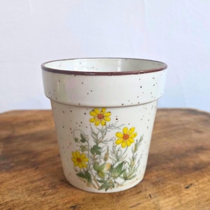 Ceramic Flower Planter Indoor Container Small Succulent Plant Bowl Vintage Pottery Japanese Stoneware Herb Kitchen Farmhouse Style Cream