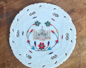 Taj Mahal Plate Marble Inlay Mother Pearl Hand Carved Stone Artwork Display Gift Home Accent Indian Style Mughal Design Floral
