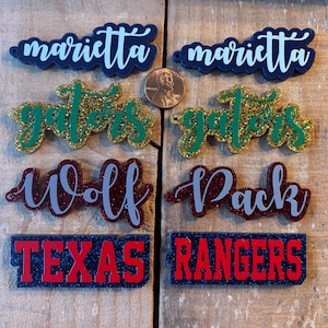 5 pares al por mayor de palabras personalizadas impresas del día del juego del equipo, todas en mayúsculas o fuente de escritura, equipos deportivos, componentes de aretes con espíritu escolar, mínimo 5 pares