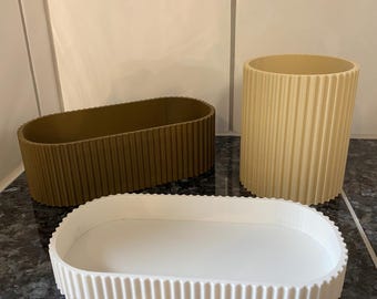Elegant storage set of 2 bowls and mugs with ribbed surface, optionally with wooden shelves | Organizer for desk and home