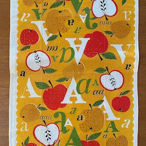 Vintage Tea Towel with Apple Design