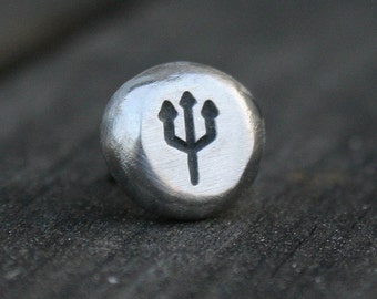 Tie Tack - Lapel Pin - Devils Pitch Fork