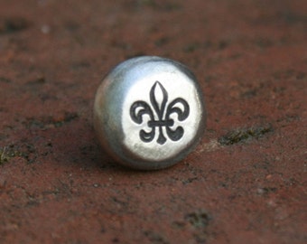 Tie Tack - Lapel Pin - Fleur de Lis