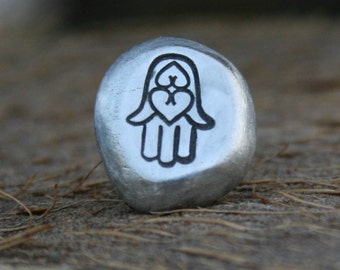 Tie Tack - Lapel Pin - Hamsa Henna Hand