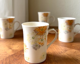 Set of 4 Vintage Japanese Floral Stoneware Mugs, Retro Daisy Coffee Cups