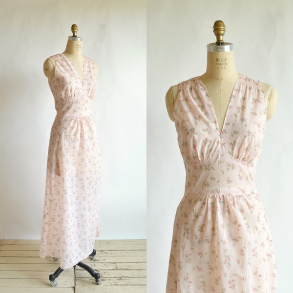 Vintage 1940s Night Gown / Vintage Floral Primrose Nightgown