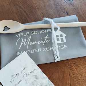 Geschirrtuch, Karte, Kochlöffel, Einweihungsgeschenk, neue Wohnung, Einzug, Umzug, viele schöne Momente im neuen Zuhause, Einzugsgeschenk