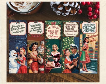 Peut inclure: Ensemble de marque-pages sur le thème de Noël, de style vintage. Chaque marque-page présente des illustrations rétro avec des textes tels que « Dreaming of a White Christmas » et « Forbidden Tales ». Les marque-pages présentent des femmes pin-up et le Père Noël.