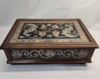 Vintage Jewelry Storage Box Wood Glass Floral Footed Hand Made Peru 12 x 8 x 3.5