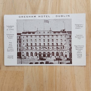 Cartão postal vintage Dublin Irlanda Gresham Hotel Publicado em 1947 20