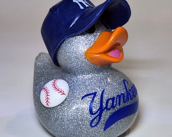 NEW YORK YANKEES Rubber Duck Gift Baseball mlb Bedazzled Duck Cruise Dashboard Ducks
